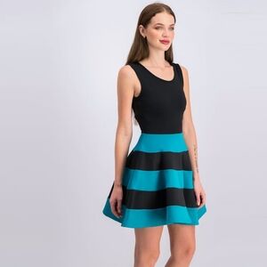 City Studio Black & Turquoise Juniors Dress Size Small. New without Tags.